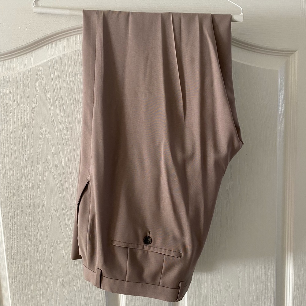 Hugo Boss Tan Dress Pant - 34x32